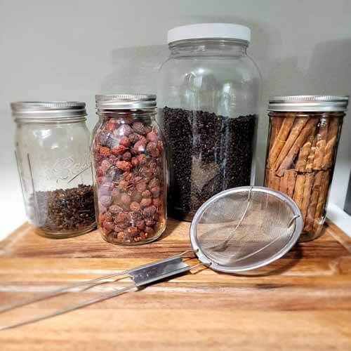 ingredients-needed-to-make-homemade-elderberry-syrupgydF4y2Ba