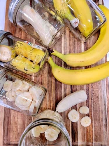 banana-in-a-jar