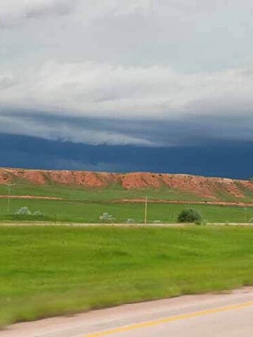 stormy-weather-on-our-road-trip-adventures-in-south-dakota
