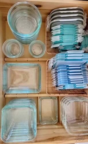 Need advice on how to organize pyrex/glass containers : r/declutter
