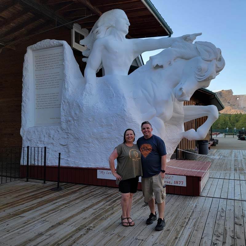 sculpture-of-what-Crazy-Horse-will-look-like-once-completed