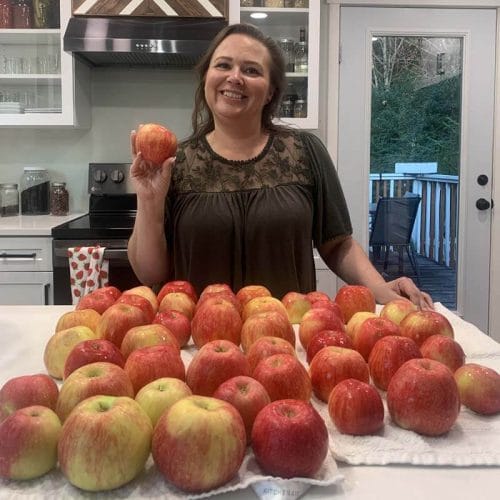 How to Store Apples: 2 Ways to Store Fresh Apples - 2024 - MasterClass